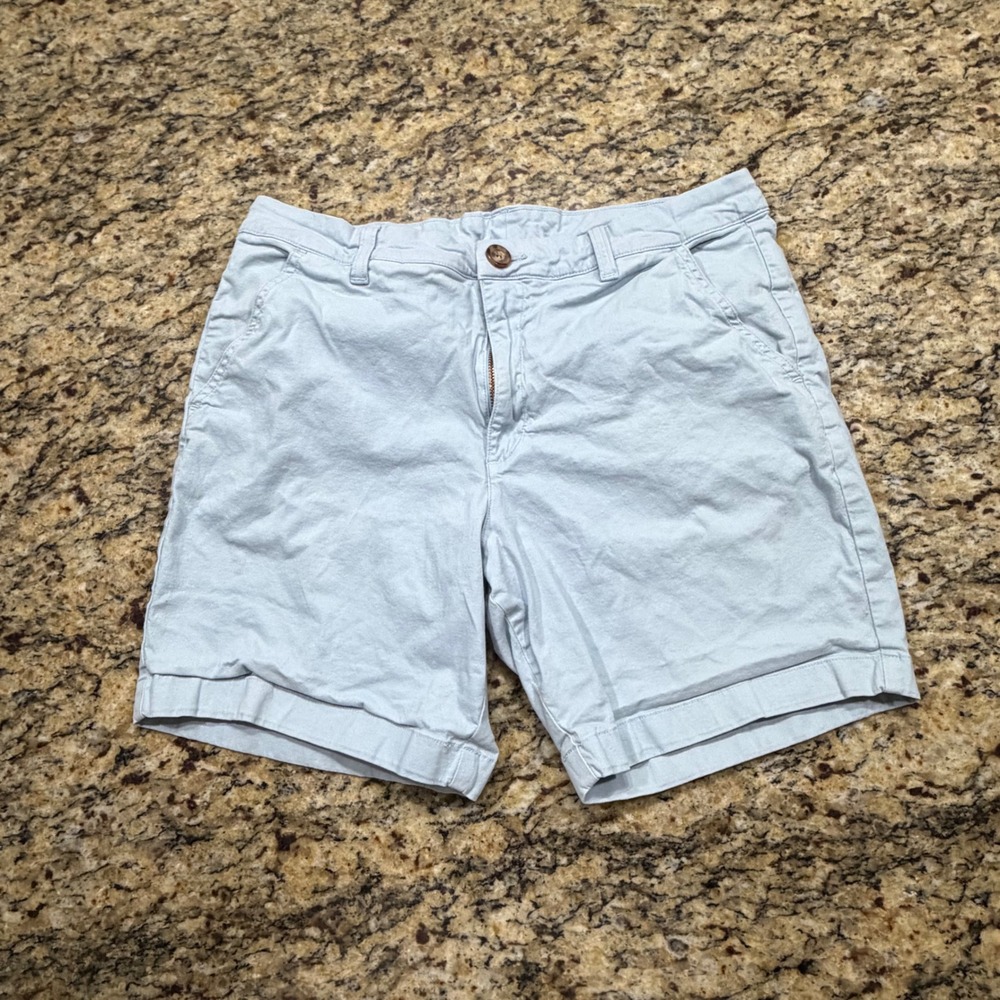 Chubbies Originals Mens 32 Light Blue Chino Shorts Skys Out Thighs Out Cotton